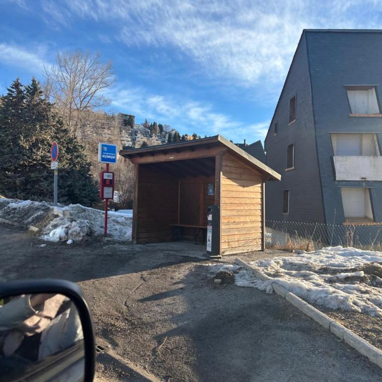 Appartement Cosy avec Vue Montagne, Balcon & Parking Gratuit - Appartement 1 Chambre - 3