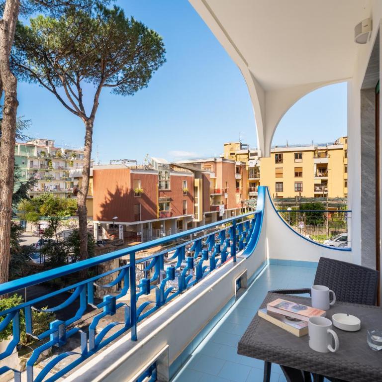 The Reef Sorrento B&B - Camera Matrimoniale Deluxe con Balcone - 26