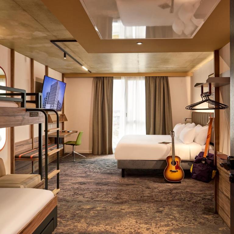 You Hotel Amiens - Handwritten Collection - Deluxe Double Room with One Bunk Bed - 12