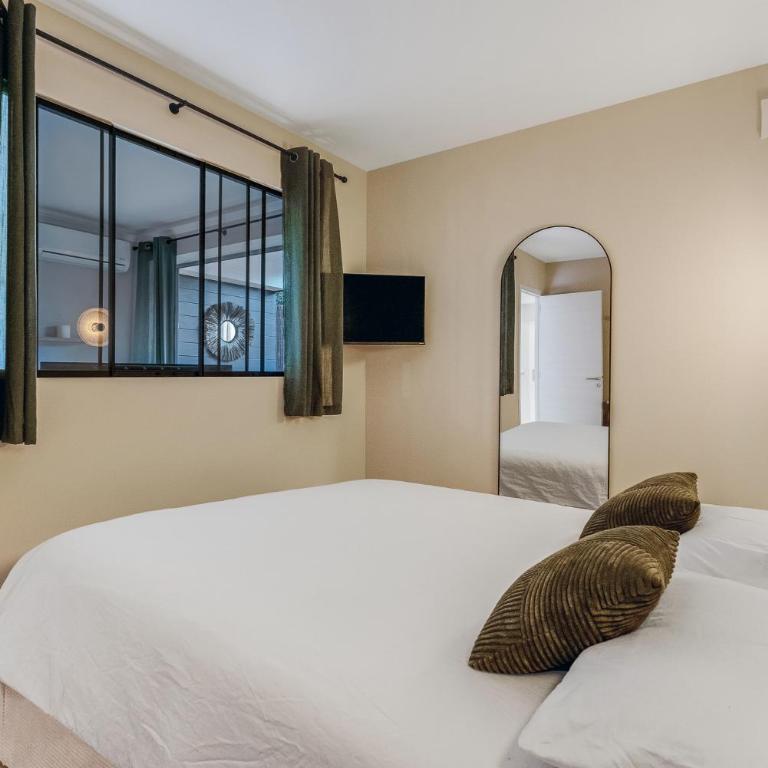 Le Cocon Tropézien avec terrasse privée à 5 minutes du port - Apartment mit 1 Schlafzimmer - 3