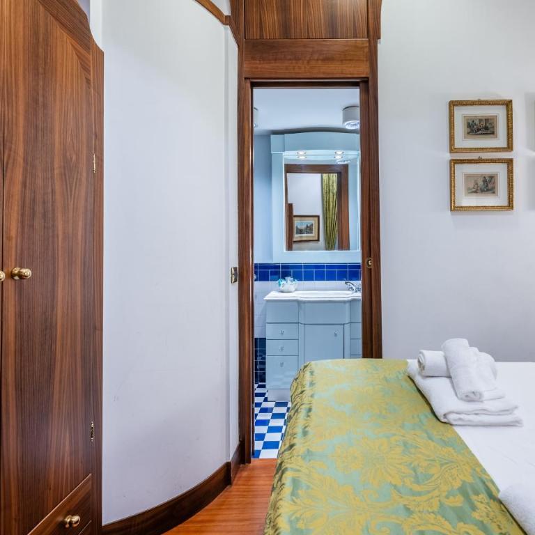 Pantheon Antique Suite - Queen Suite - 24