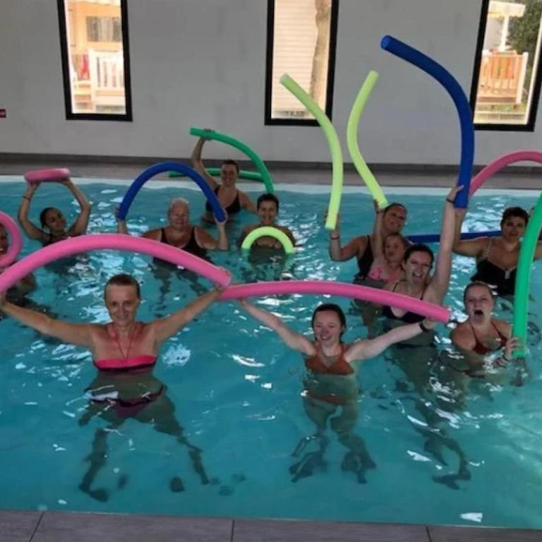 ZEcamping 4 étoiles animé piscine couverte 1km plage fitness mobil-home TV - Mobilheim - 19