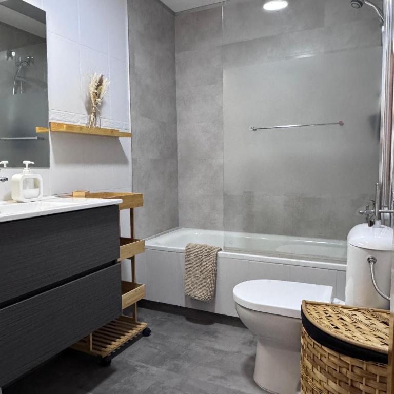 Casa Sobrestany L’Estartit - Two-Bedroom House - 30