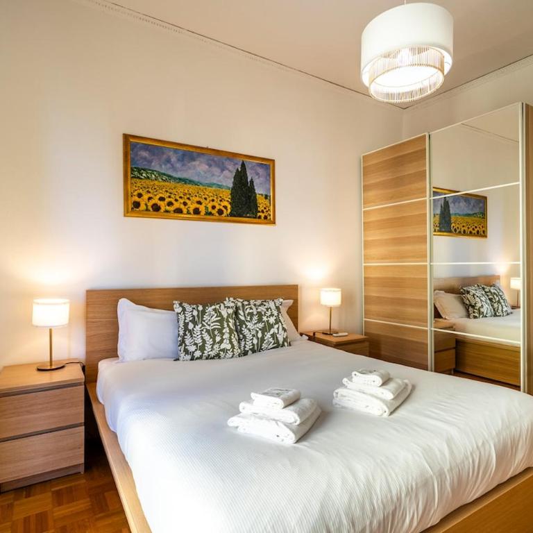Cecconi - Three-Bedroom Apartment - 16