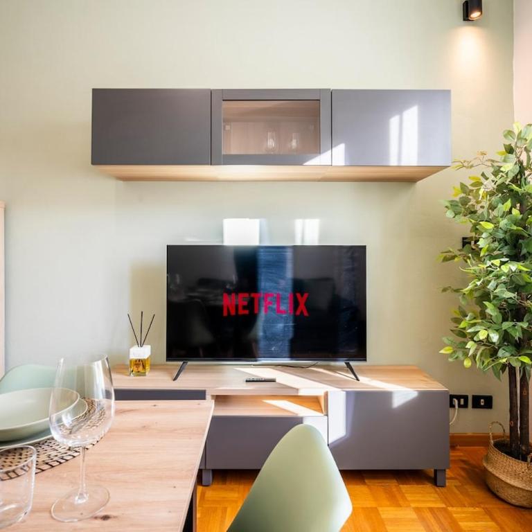 Cecconi - Three-Bedroom Apartment - 18