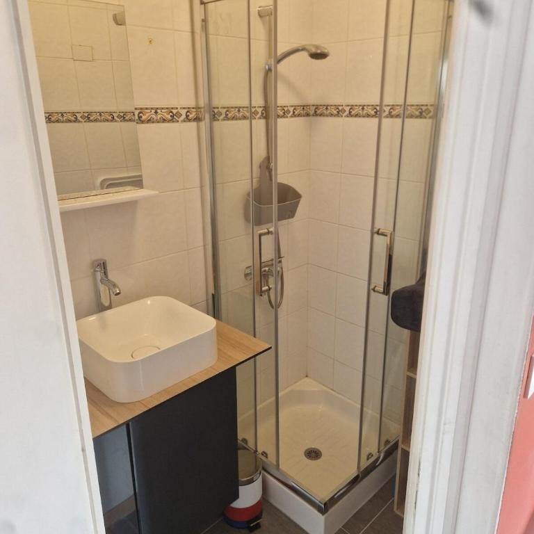 L'orée des Pins - Appartement 1 Chambre - Vue sur Ville - 6