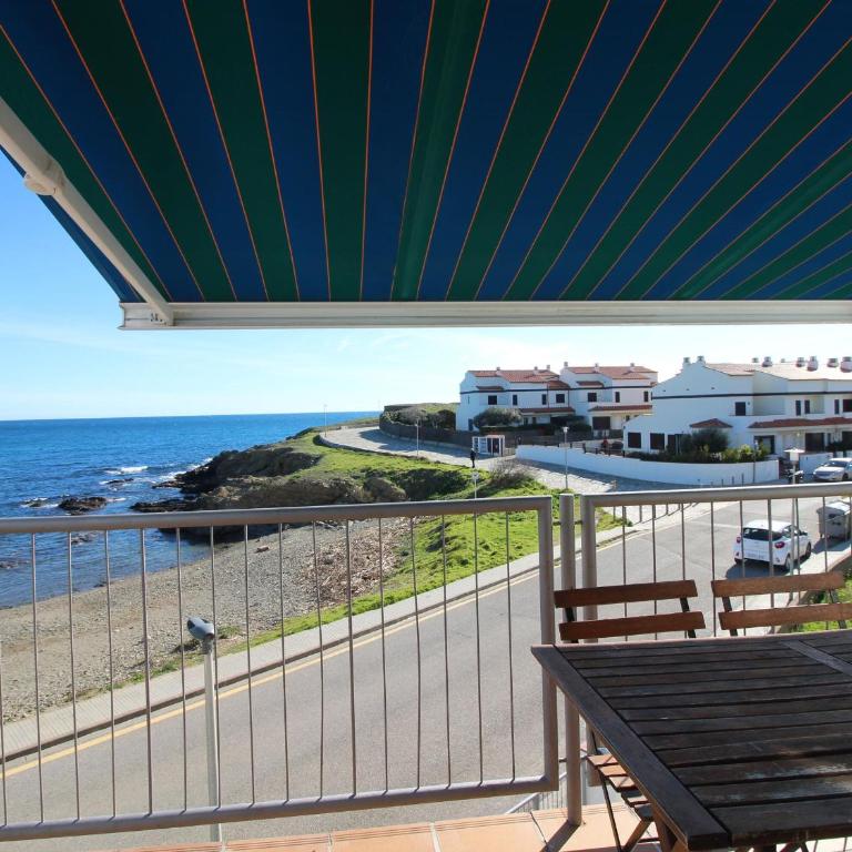 Apartamento con Vista al Mar, 2 Habitaciones en Llançà - ES-228-33 - Apartamento - 13