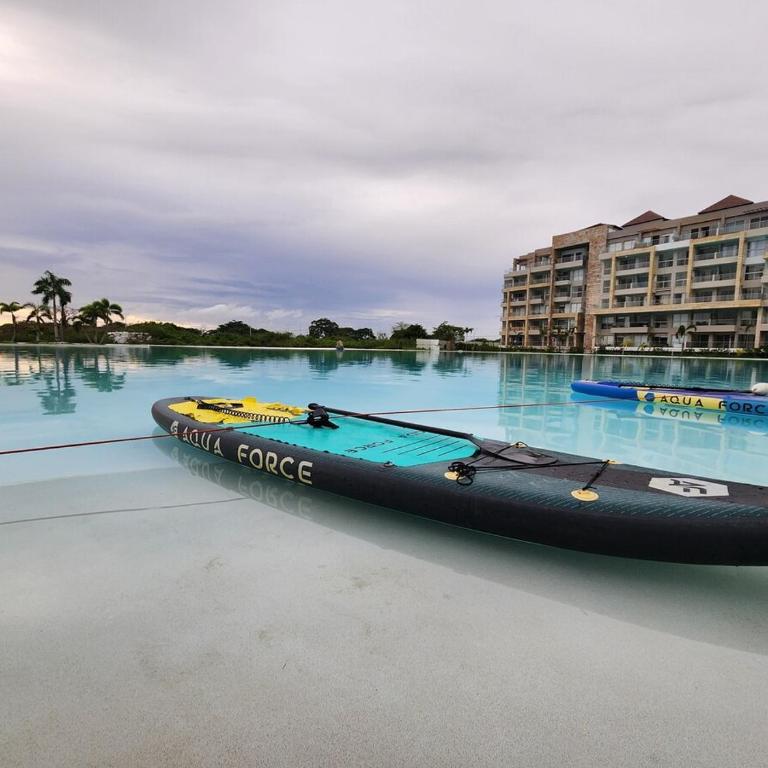 Con jacuzzi privado, laguna y Paddle board - Three-Bedroom Apartment - 12