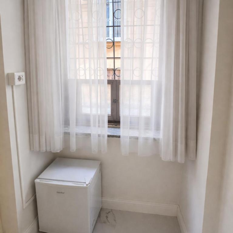 Vista Monte Echia - Triple Room with Private Bathroom - 1