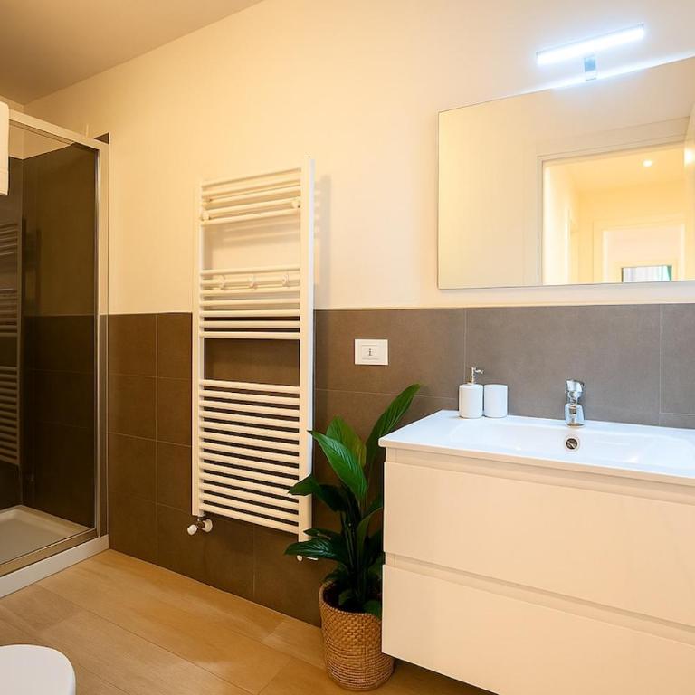Romana - Appartamento con 2 Camere da Letto - 8