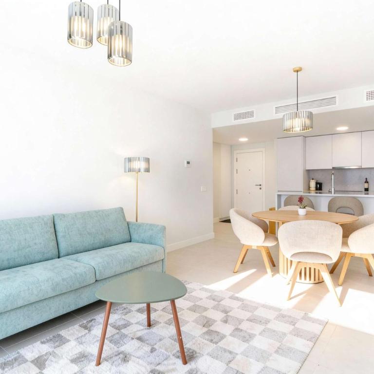 Bayside Luxury Steps from the Beach-Stylish apartment near beach pool & shops - Apartamento - 2