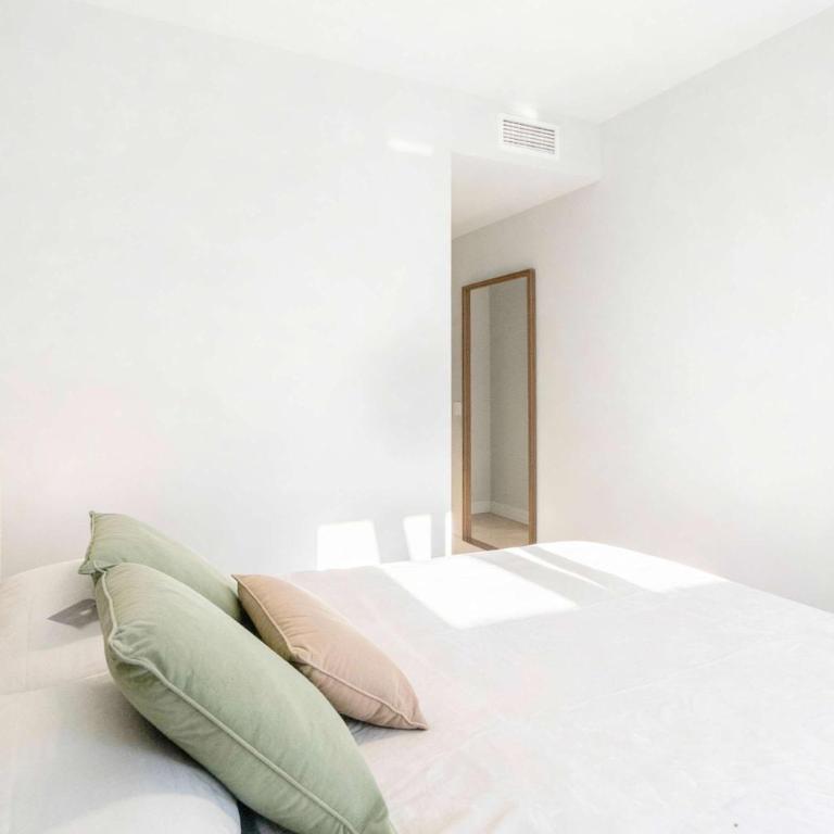 Bayside Luxury Steps from the Beach-Stylish apartment near beach pool & shops - Apartamento - 11
