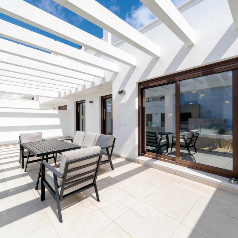 Bayside Luxury Steps from the Beach-Stylish apartment near beach pool & shops - Apartamento - 30
