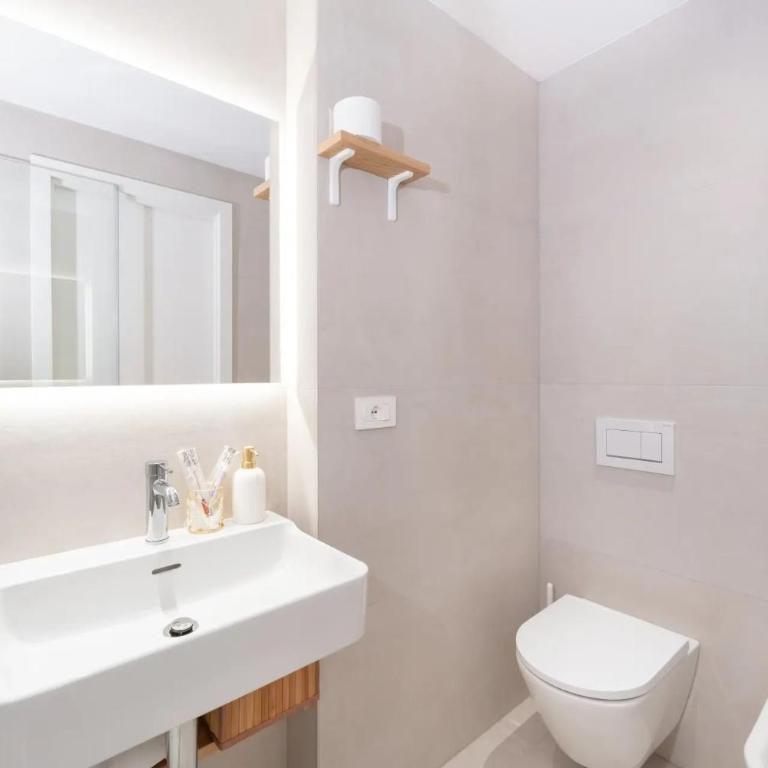 Opera Boutique Rooms - Suite Superior - 5