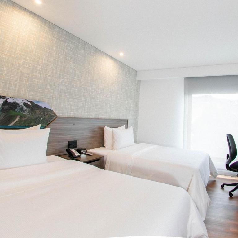 Hampton By Hilton Cusco - Habitación Doble con 2 camas dobles - No fumadores - 8