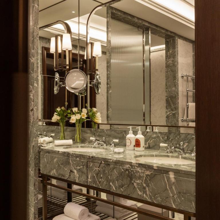 Corinthia Rome - Junior Suite - 3