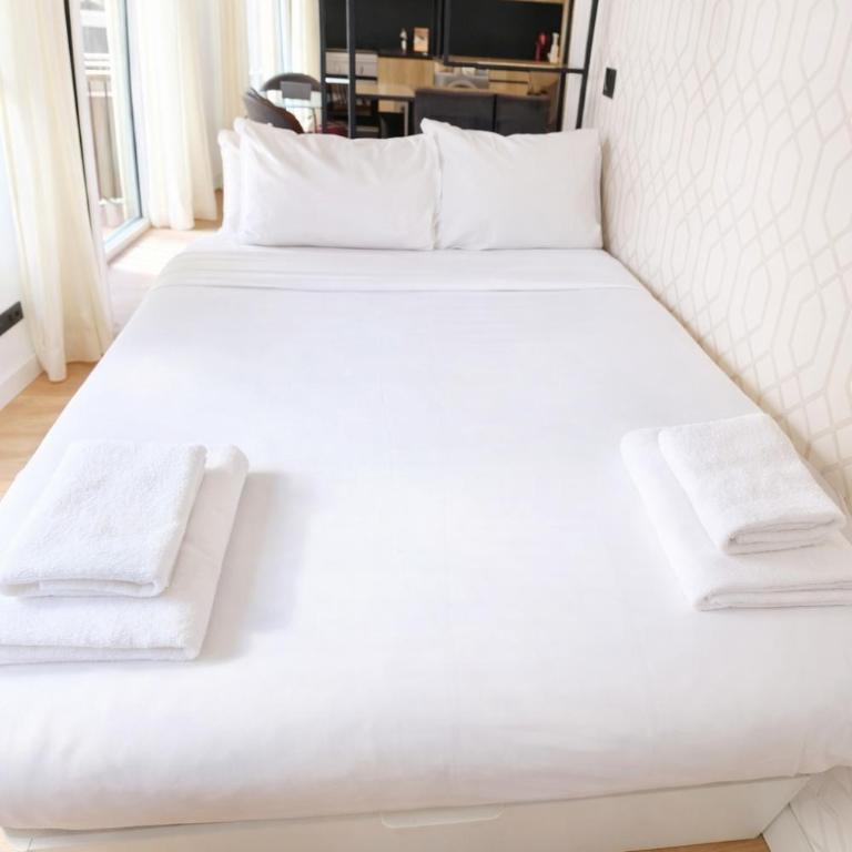 Apartamentos Madrid Río - Studio with Sofa Bed - 7