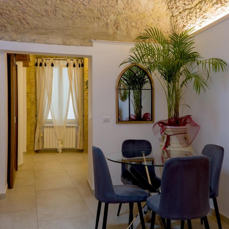 CAIETA Housing - Camera Matrimoniale con Bagno Privato - 9