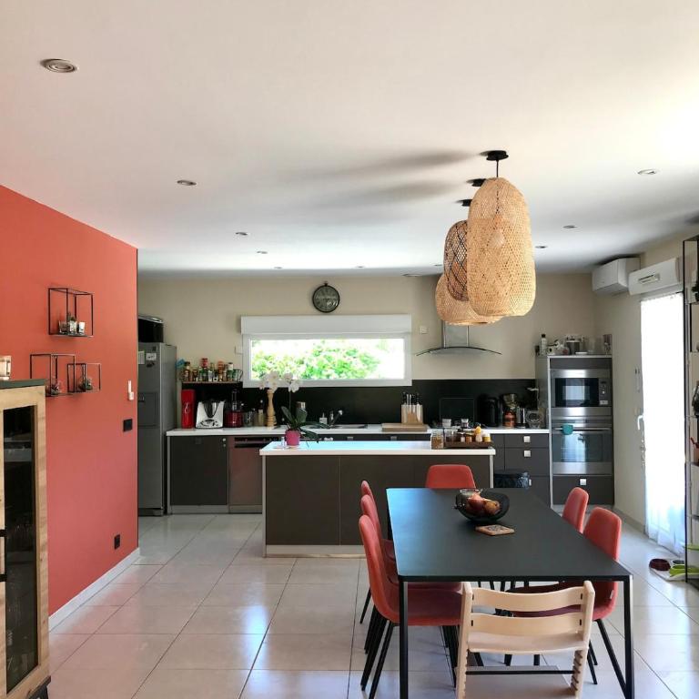 Villa Provençale 10 pers, Piscine Chauffée, Spa Jacuzzi, 20 min Cannes-Nice - Villa - 26