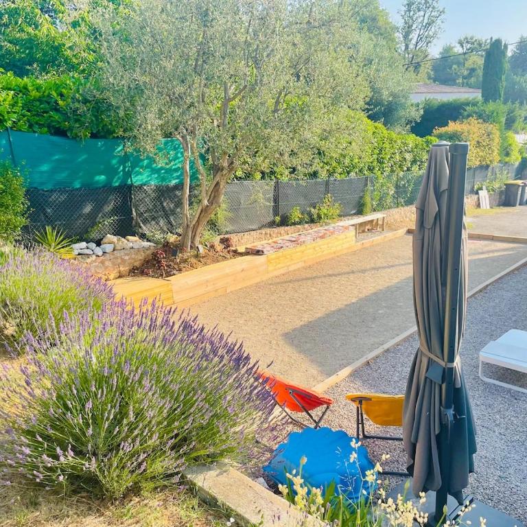 Villa Provençale 10 pers, Piscine Chauffée, Spa Jacuzzi, 20 min Cannes-Nice - Villa - 29