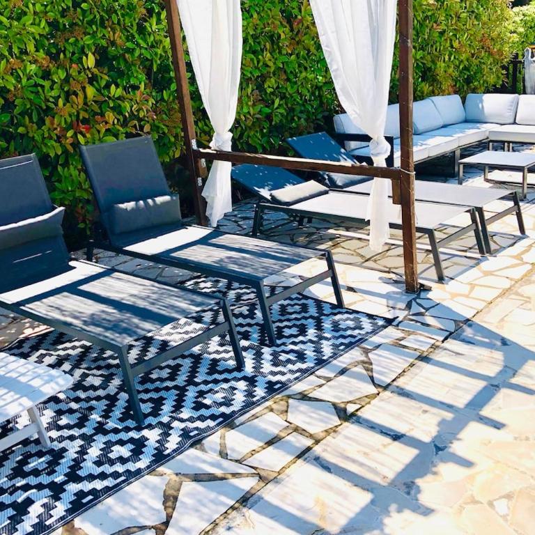 Villa Provençale 10 pers, Piscine Chauffée, Spa Jacuzzi, 20 min Cannes-Nice - Villa - 44