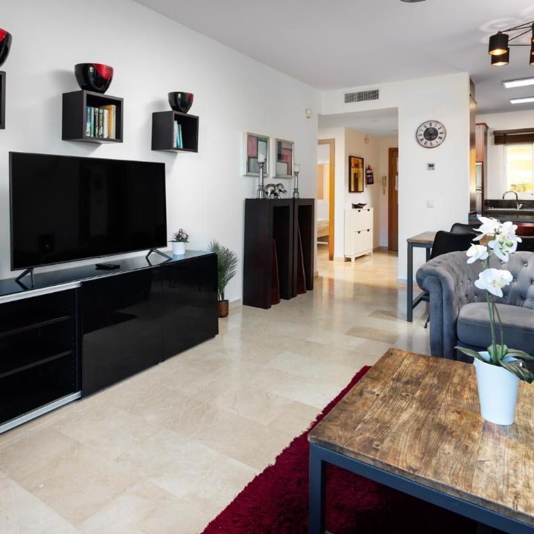Malibu Mansions by the beach by ALFRESCO STAYS - Apartamento Deluxe de 2 dormitorios con vistas al jardín - 7