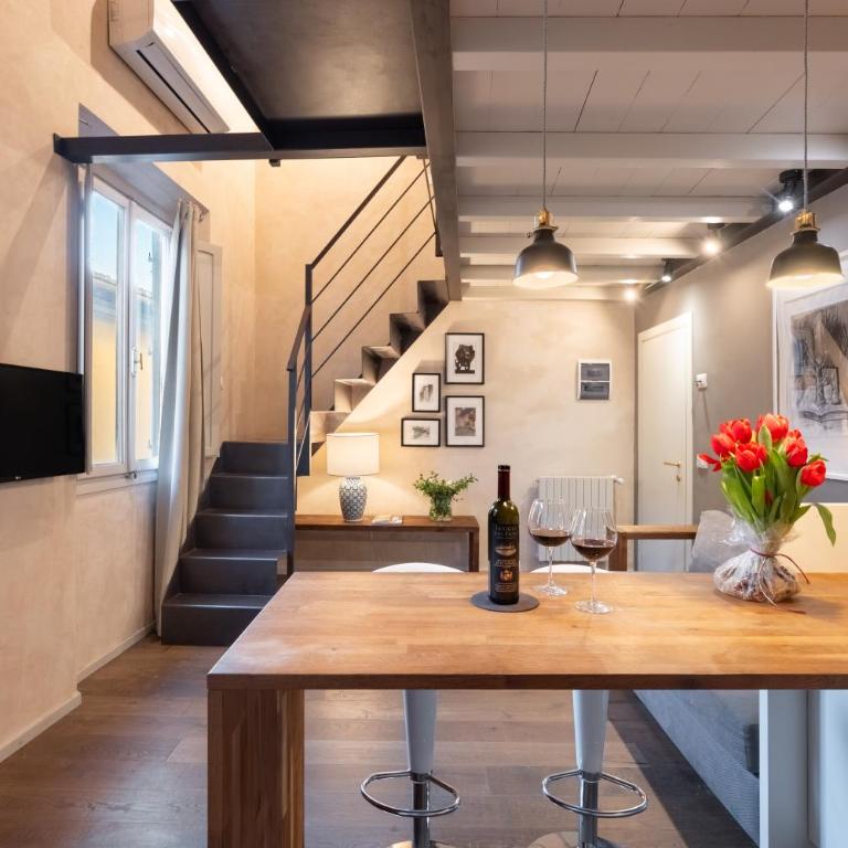 San Lorenzo Mezzanine - One-Bedroom Apartment - 2