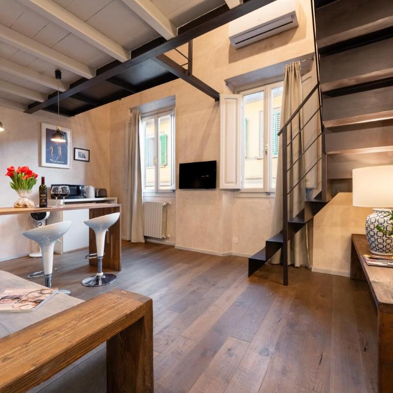 San Lorenzo Mezzanine - One-Bedroom Apartment - 1