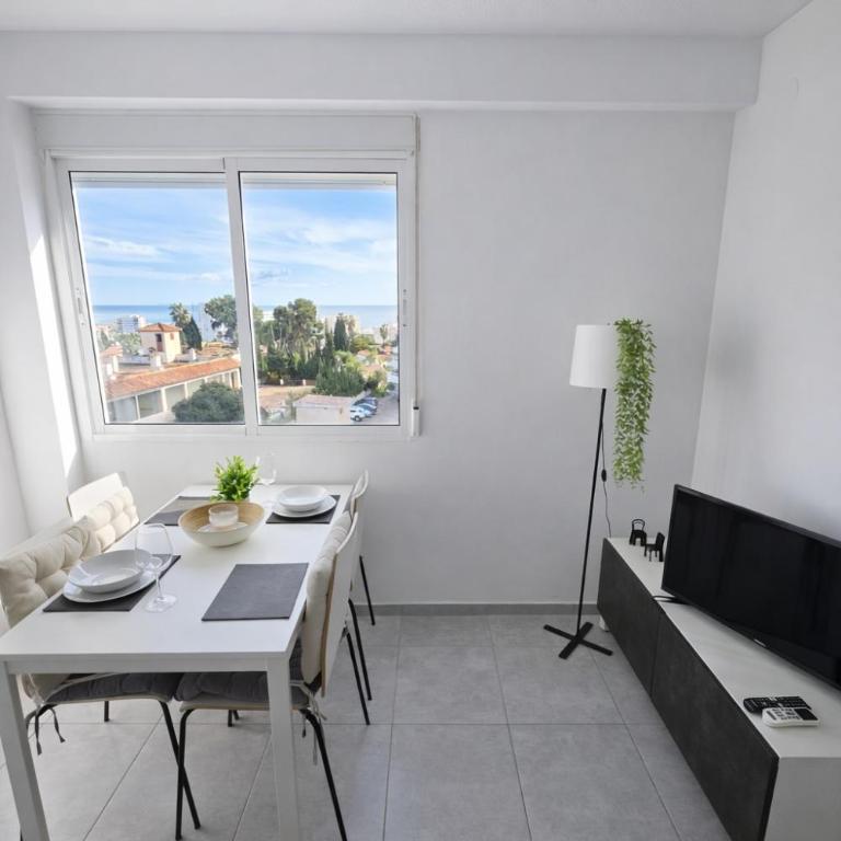 Moderno apartamento muy luminoso con vistas al mar - Apartamento de 2 dormitorios con vistas al mar - 8