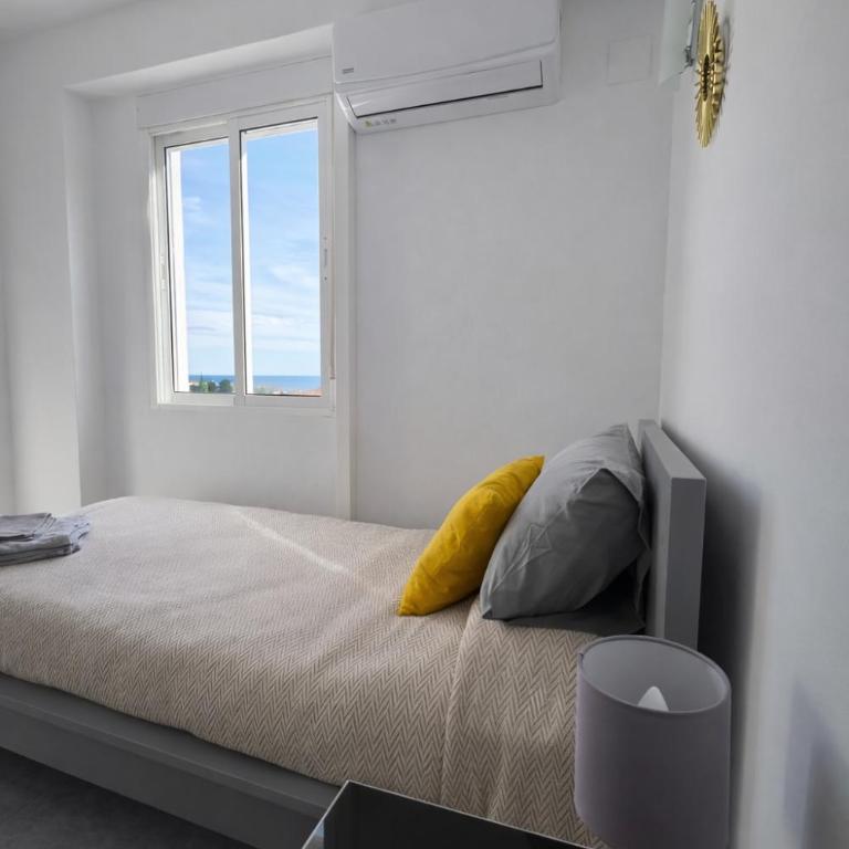 Moderno apartamento muy luminoso con vistas al mar - Apartamento de 2 dormitorios con vistas al mar - 17