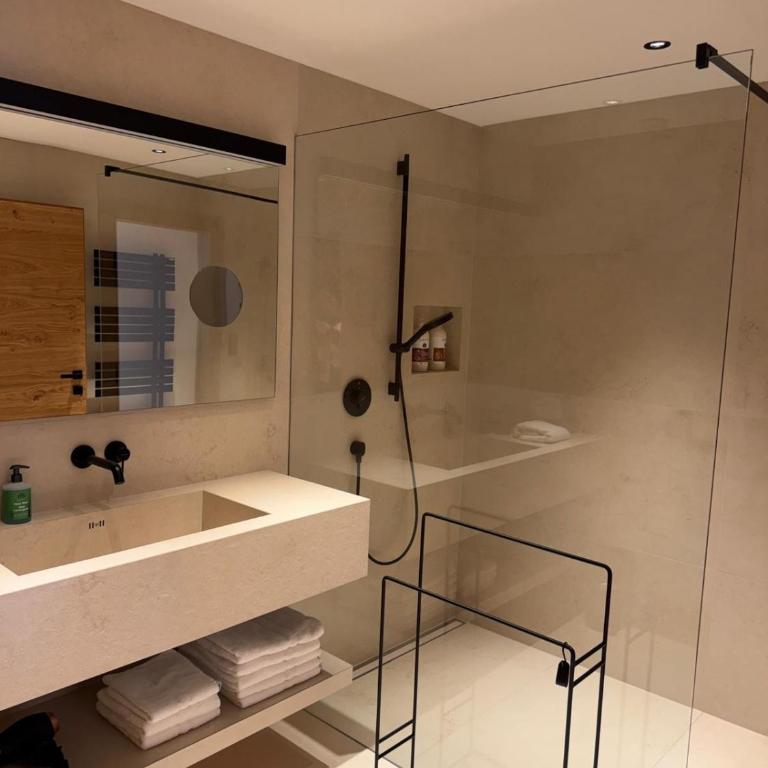 Hotel & Appartements Alpenresidenz Viktoria inklusive Sommer Stubai Super Card - Apartment mit 4 Schlafzimmern - 8