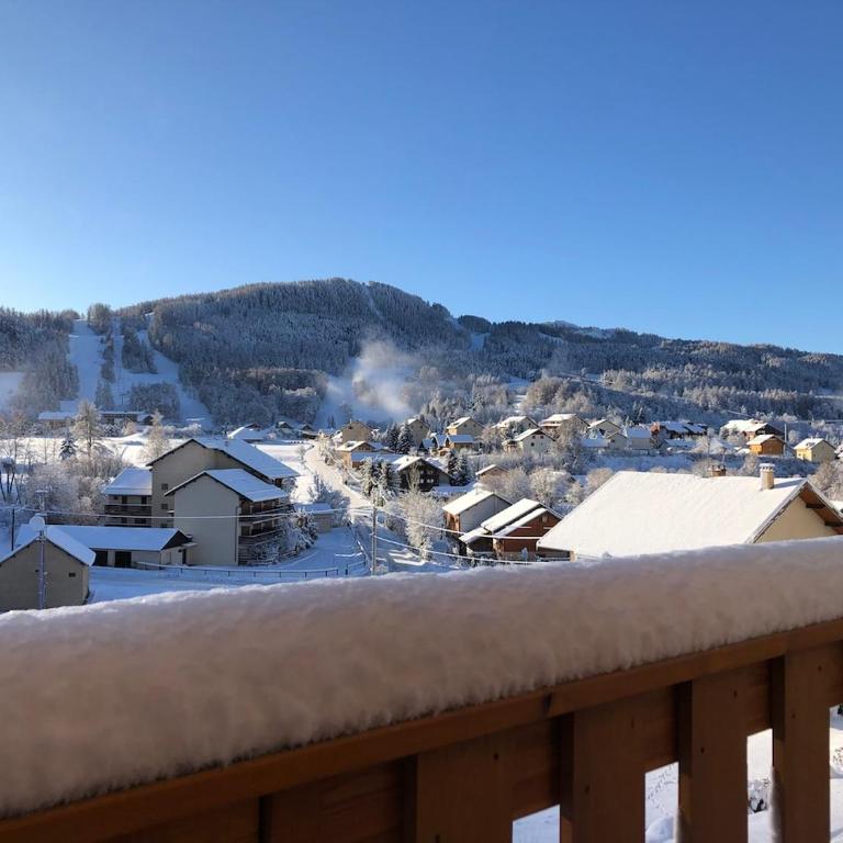 T2 terrasse plein sud Vue montagne Parking - Appartement 1 Chambre - 6