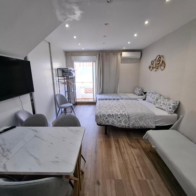 CENTRUM F - One-Bedroom Apartment - 16