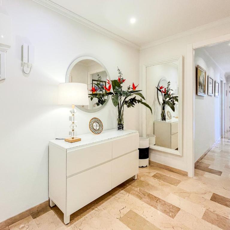 Spacious Two Bedroom Apartment in Marbella Centre - Apartamento de 2 dormitorios - 10