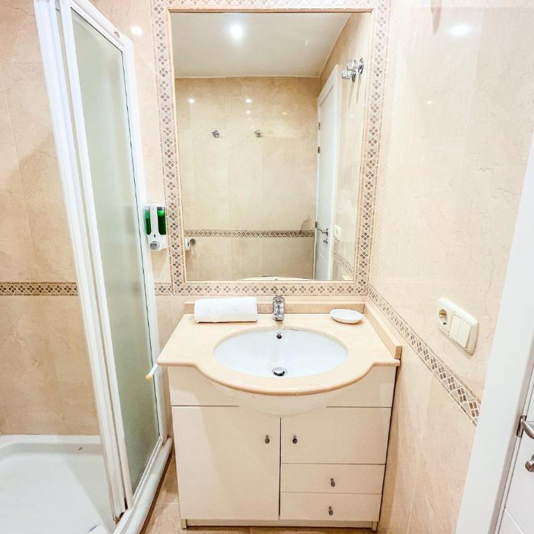 Spacious Two Bedroom Apartment in Marbella Centre - Apartamento de 2 dormitorios - 7