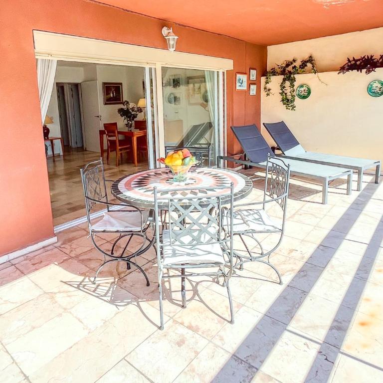 Spacious Two Bedroom Apartment in Marbella Centre - Apartamento de 2 dormitorios - 24