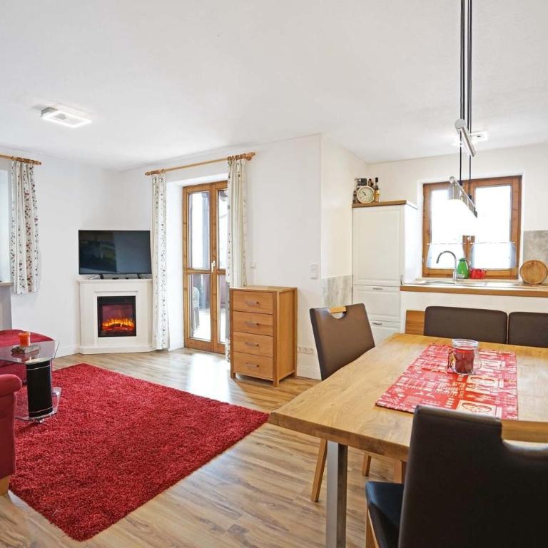 Breitenberg-Vital - Apartment - 1