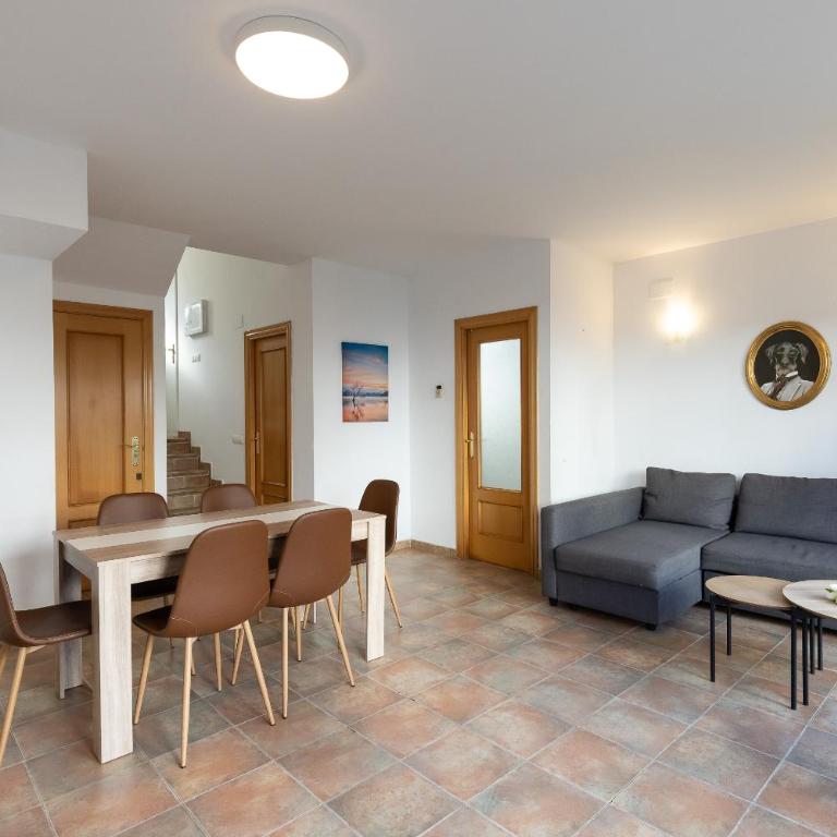 Cumbre - Three-Bedroom Home - 3