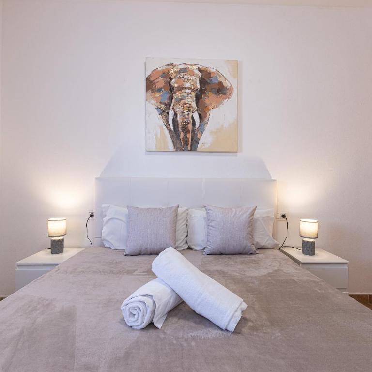Cumbre - Three-Bedroom Home - 19