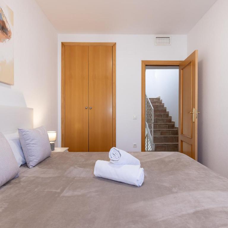 Cumbre - Three-Bedroom Home - 43
