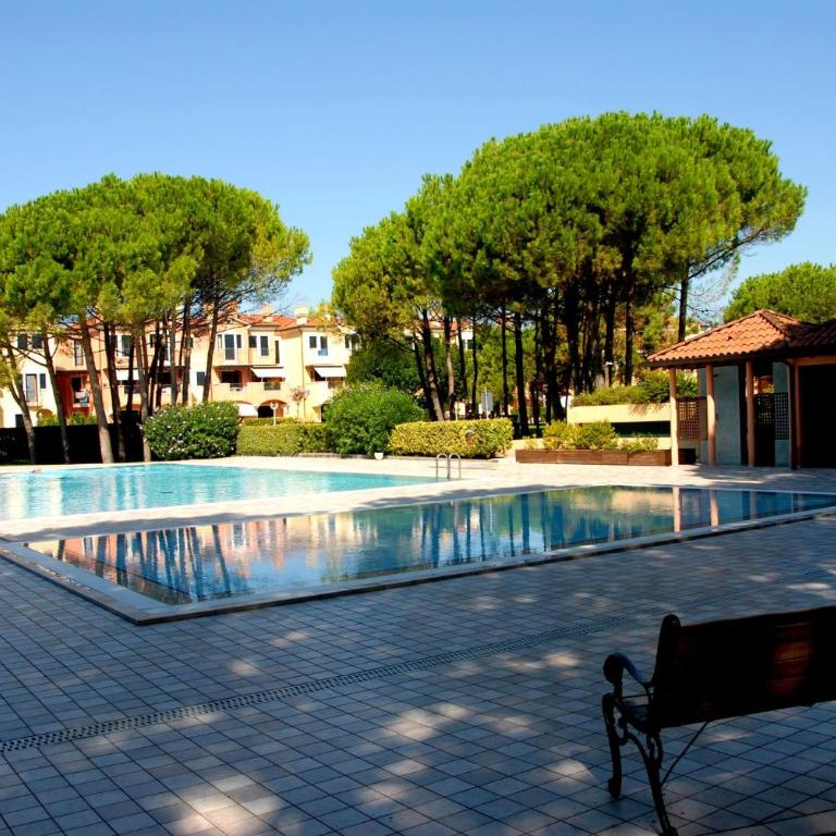 Coastal apartment with shared pool - Appartamento - 1