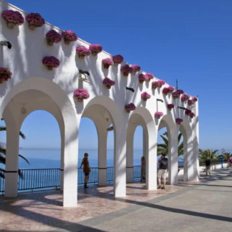 Canovas Nerja - Casa Parador con jardín privado en centro Nerja - Casa Unifamiliar de 3 dormitorios - 34