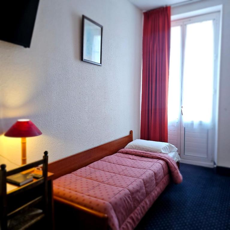 Hotel du Commerce et de Navarre - Chambre Quadruple - 3
