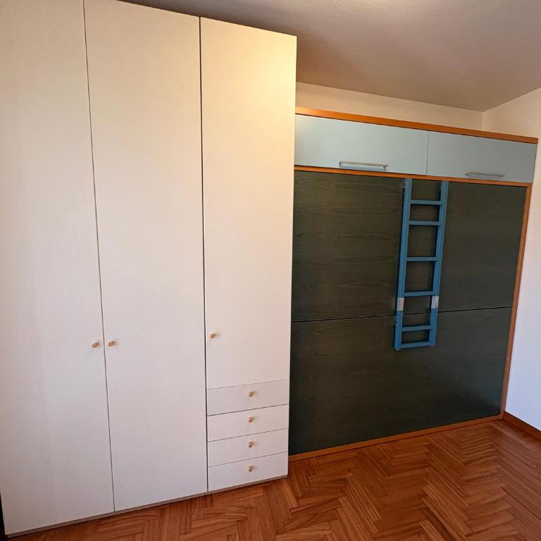 Biz's House - Appartamento con 2 Camere da Letto e Vista Piscina - 8