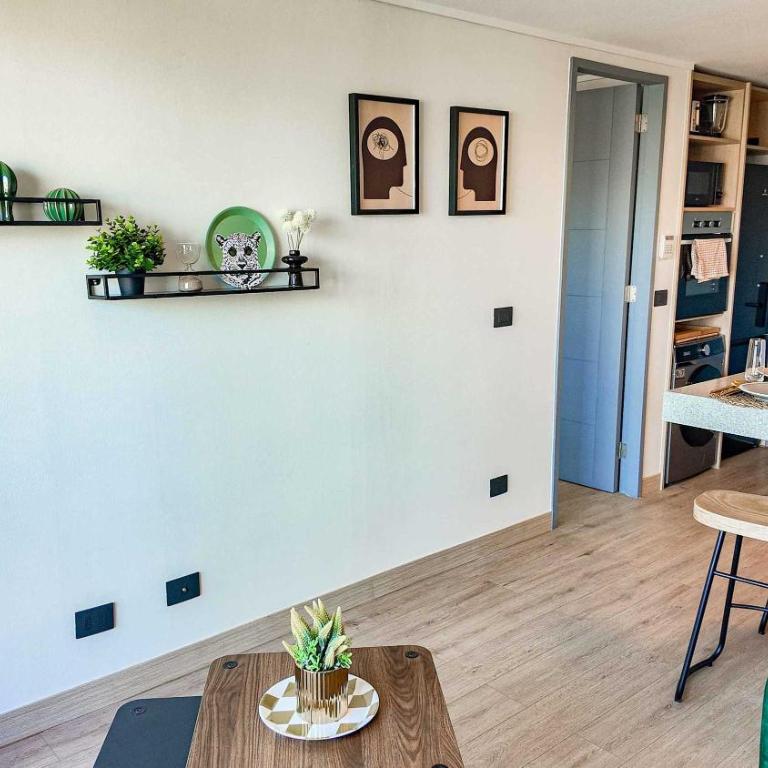 HOM I Wifi I Metro Monsenor Eyzaguirre I Cowork - Apartment - 25