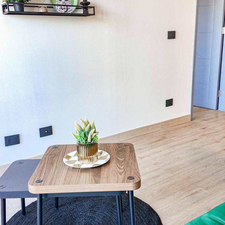 HOM I Wifi I Metro Monsenor Eyzaguirre I Cowork - Apartment - 26