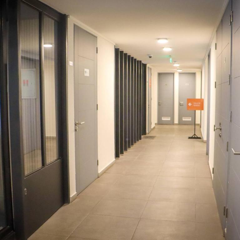HOM I Wifi I Metro Monsenor Eyzaguirre I Cowork - Apartment - 49