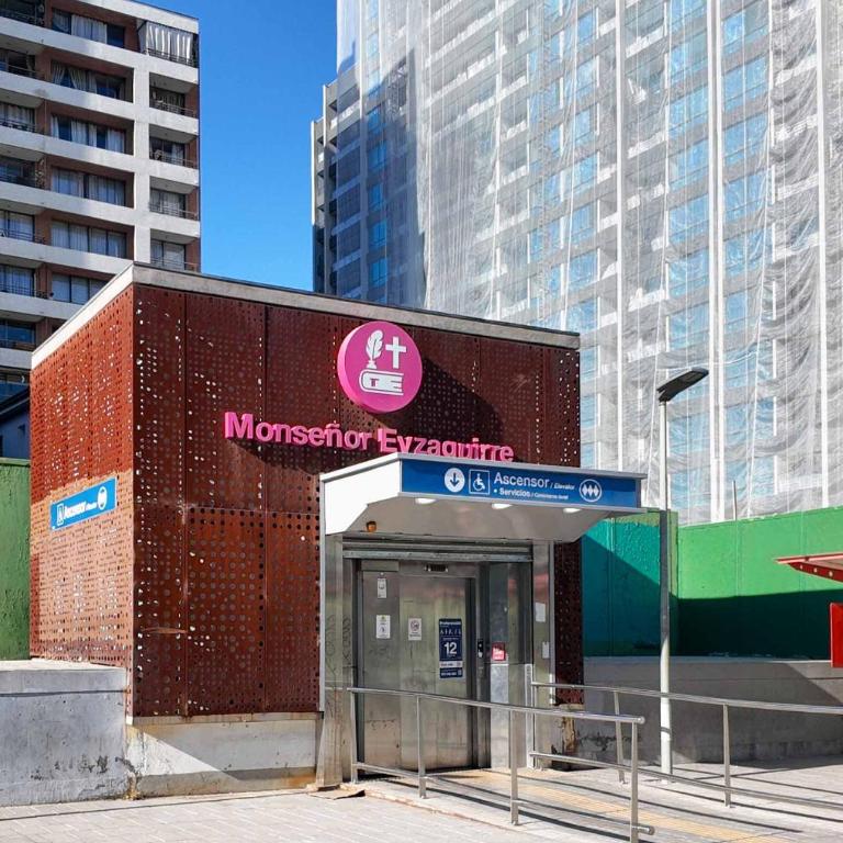 HOM I Wifi I Metro Monsenor Eyzaguirre I Cowork - Apartment - 60