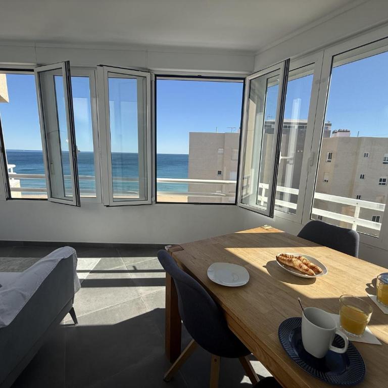 Urbanova primera línea 2 hab con piscina y vistas al mar by Turihome - Apartment - 5
