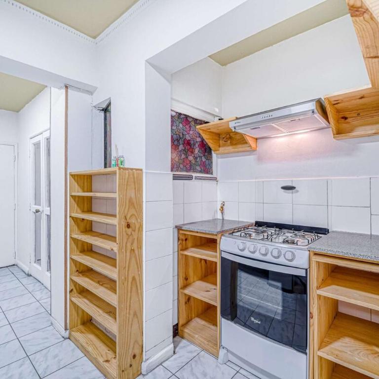 Bustamante Loft 2D, Metro & Wi-Fi - Room #1585540601 - 4